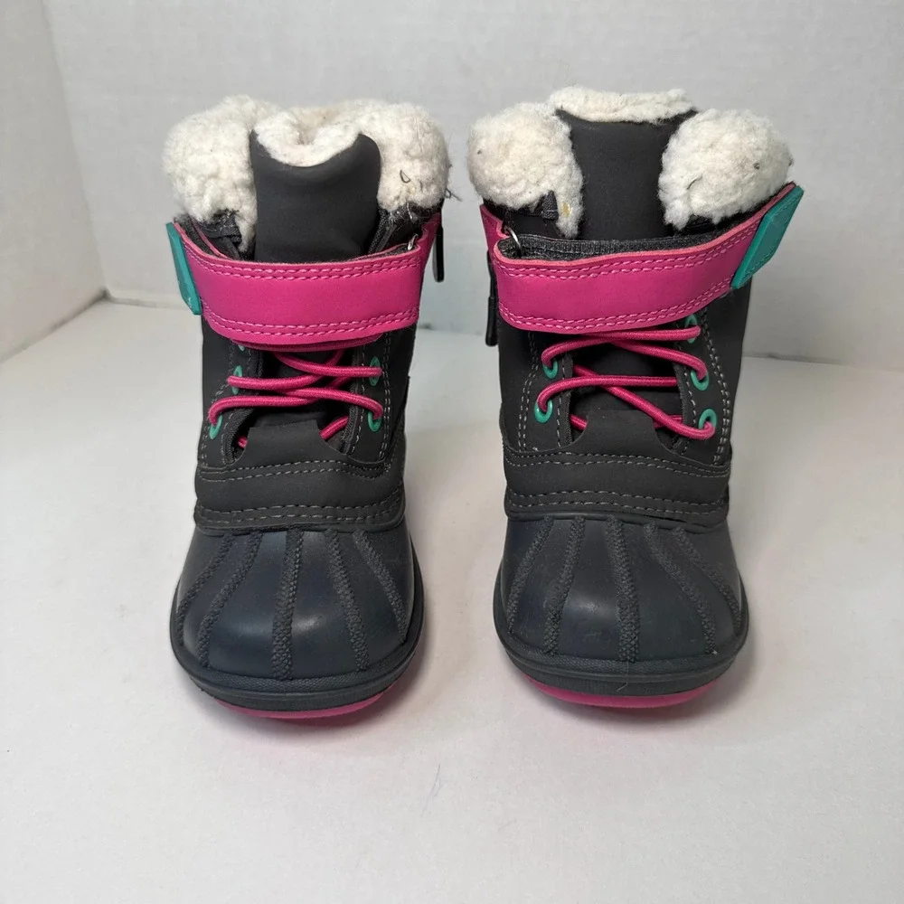Cat & Jack Kids Gray Pink Faux Fur Lined Winter Snow Duck Boots Size 5 Toddler